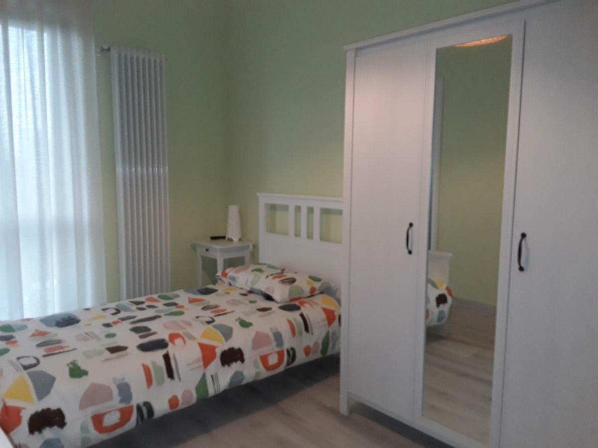 Tra Menta E Meliga Hotel Carignano  Buitenkant foto